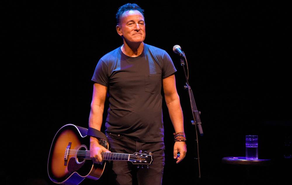 Bruce Springsteen - Bruce Springsteen says coronavirus shows divide between “American dream and American reality” - nme.com - New York - Usa