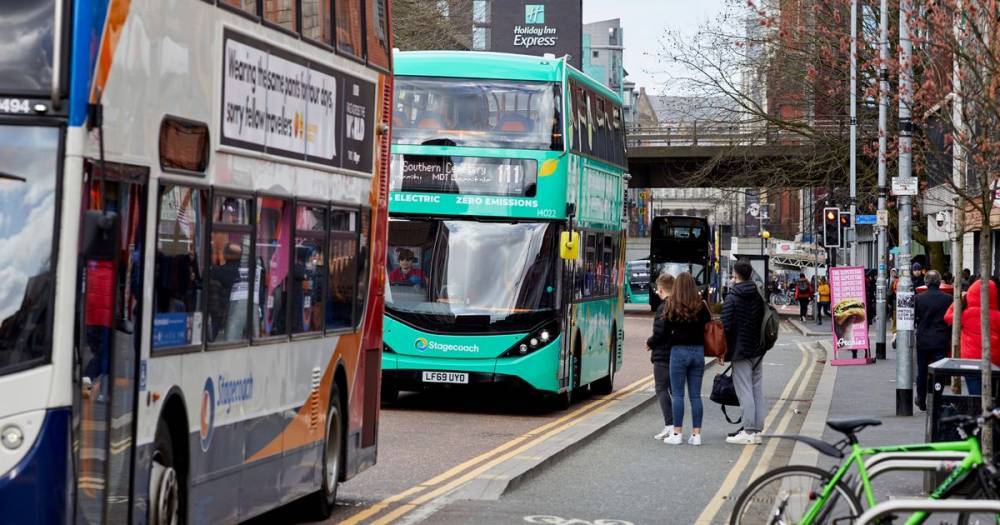 Stagecoach bows to pressure with bus drivers to stop giving change to passengers to avoid staff handling cash - manchestereveningnews.co.uk - county Preston