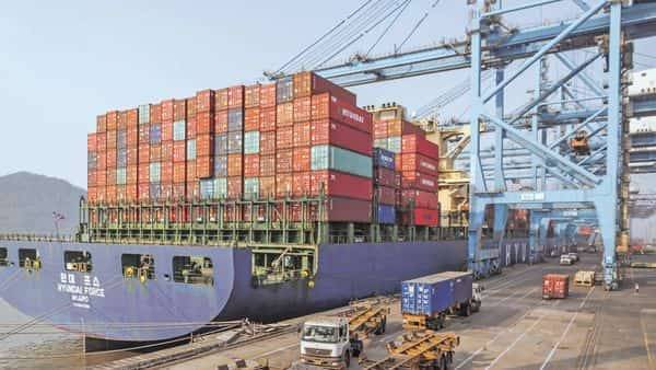 Covid-19’s hit on global trade and output - livemint.com - China