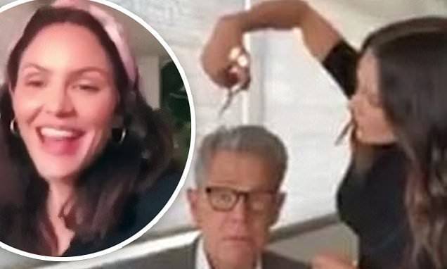 Katharine Macphee - David Foster - Katharine McPhee gives husband David Foster a 'haircut' during their daily Instagram Live concert - dailymail.co.uk