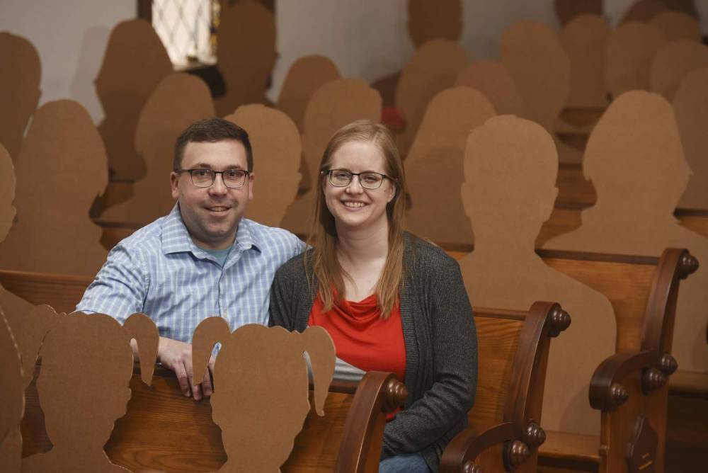 Cardboard cutouts pose as guests for wedding amid COVID-19 - clickorlando.com - state Michigan