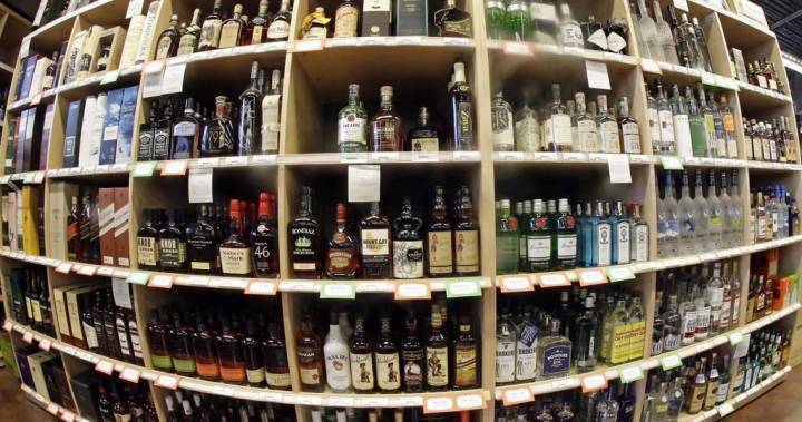 Should Saskatchewan close liquor stores? First Nation says yes, addictions experts disagree - globalnews.ca