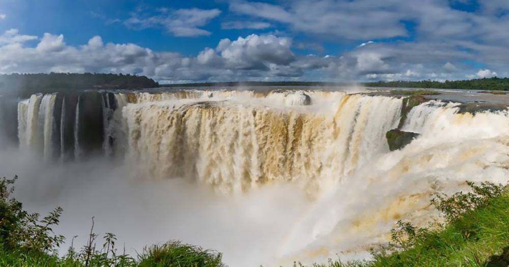 World's biggest waterfall completely dries out during devastating drought - dailystar.co.uk - Argentina - Brazil