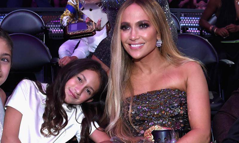 Jennifer Lopez - Marc Anthony - Jennifer Lopez is the image of daughter Emme in teenage photo - us.hola.com