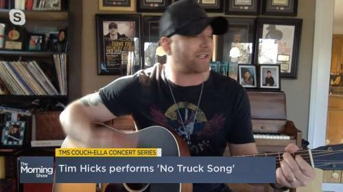Country star Tim Hicks performs ‘No Truck Song’ - globalnews.ca