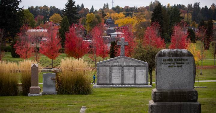 Vancouver - Coronavirus: Vancouver cemetery asks recreational users to go elsewhere for leisure activities - globalnews.ca