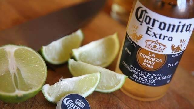 Coronavirus: Mexico halts Corona beer production - clickorlando.com - Mexico