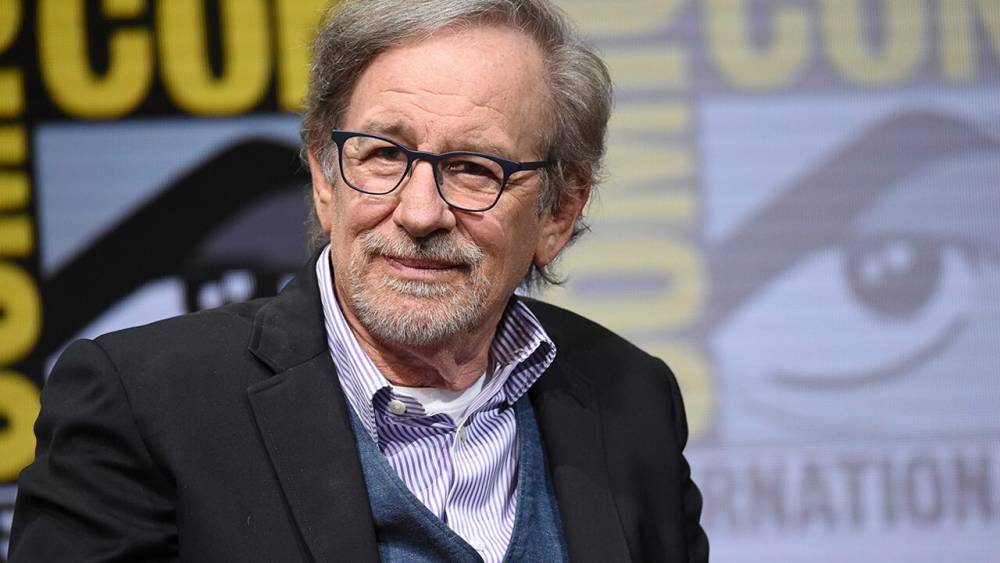 Steven Spielberg - Steven Spielberg feeds doctors, nurses on 'frontlines' battling coronavirus pandemic: report - foxnews.com - India - Los Angeles - county St. Joseph - city Burbank - Providence, county St. Joseph - city Universal