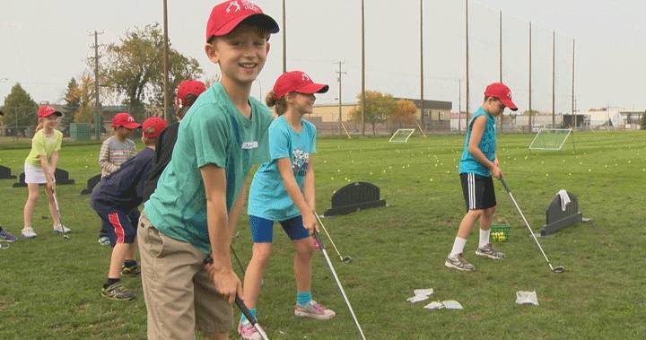 Coronavirus: No kids’ team sports this summer, as B.C. groups try keep youth active - globalnews.ca