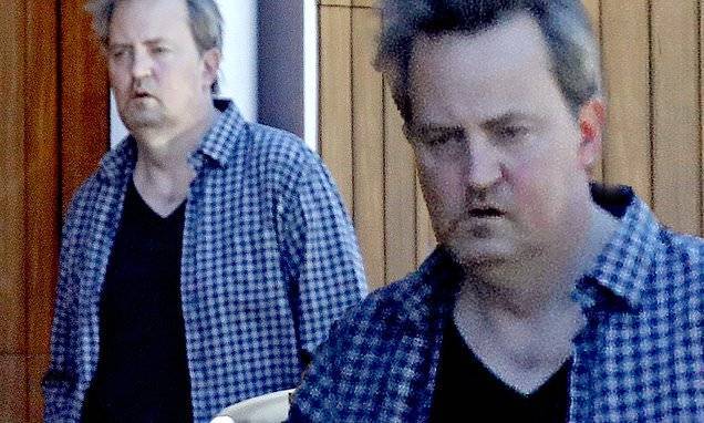 Matthew Perry - Matthew Perry has a serious case of quarantine hair after spending pandemic 'nude eating' - dailymail.co.uk