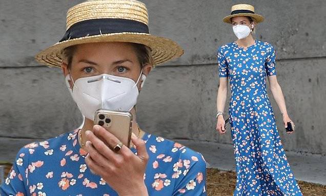 Jaime King - Jaime King is stylish in floral print dress and straw boater as she runs errands in LA wearing mask - dailymail.co.uk
