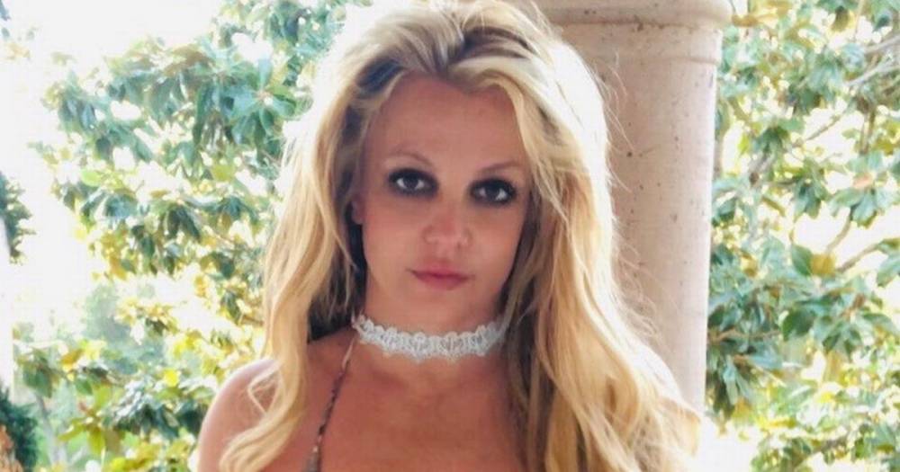 Britney Spears burns home gym to the ground with just two candles - dailystar.co.uk