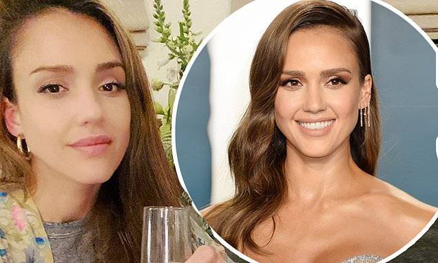 Jessica Alba - Jessica Alba reflects on her life with a glass of wine a day after her 39th birthday - dailymail.co.uk