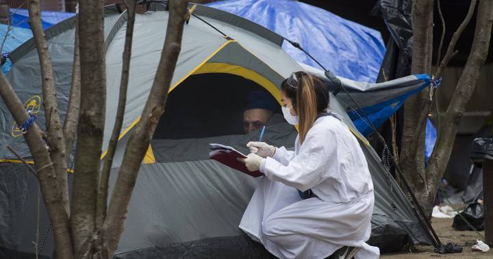 Crowded shelter or $880 fine? Homeless face ‘impossible’ coronavirus choice - globalnews.ca - county Hamilton