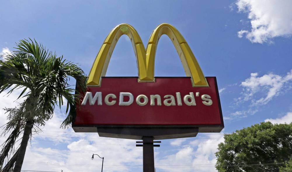 McDonald’s says 1Q sales drop as 25% of stores are closed - clickorlando.com - China - Italy - Britain - France - county Mcdonald