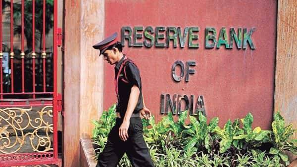 RBI extends regulatory benefits under SLF-MF scheme to all banks - livemint.com - India