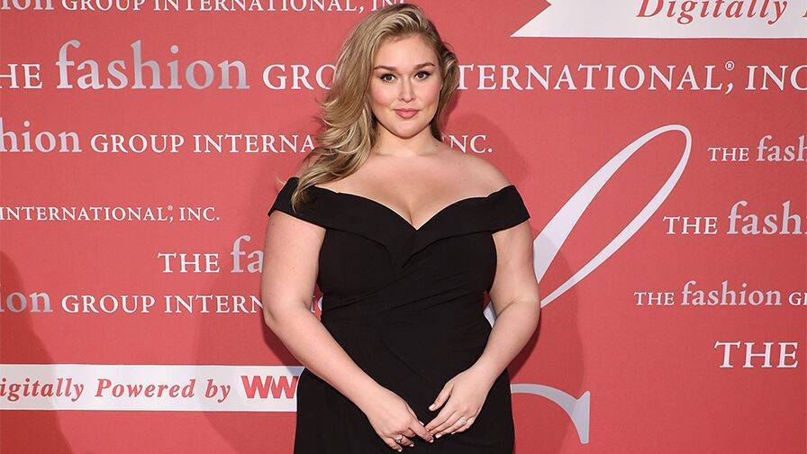 SI Swimsuit model Hunter McGrady says she was once called too 'big' for the industry at 114 pounds - foxnews.com