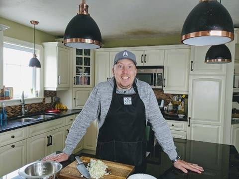 New Brunswick man creates cooking challenge during coronavirus pandemic - globalnews.ca