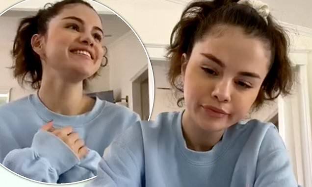 Selena Gomez - Selena Gomez reveals she has been diagnosed with bipolar disorder - dailymail.co.uk - state Massachusets