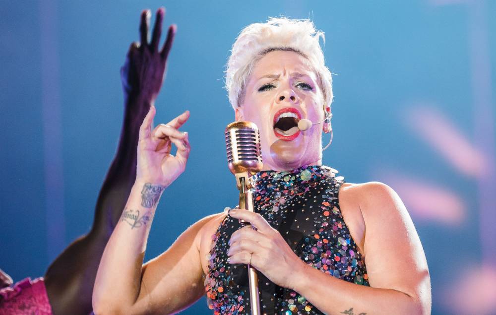 Alecia Moore - Pink announces recovery from COVID-19 - nme.com - Usa