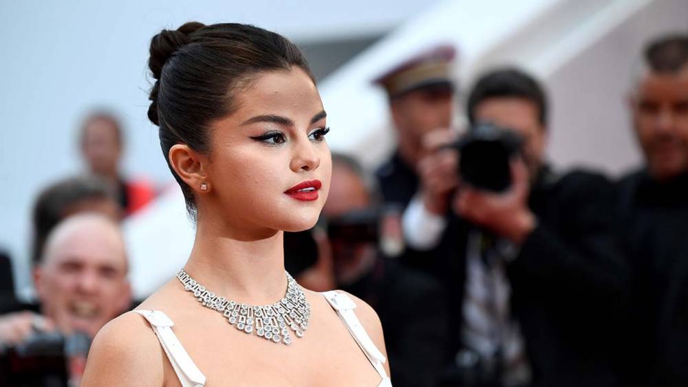 Selena Gomez - Selena Gomez Reveals Bipolar Diagnosis - hollywoodreporter.com - Los Angeles - city Boston
