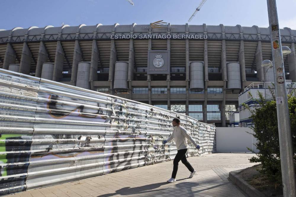 Spanish league and players still far apart on salary cuts - clickorlando.com - Spain - city Madrid