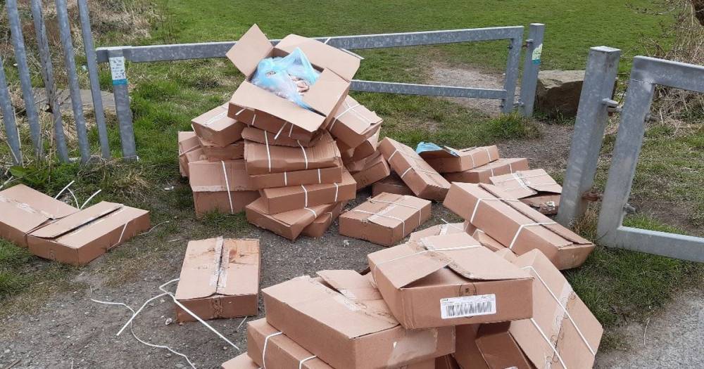 Someone's dumped more than 60 boxes of 'partially frozen chicken thighs' in Rochdale - manchestereveningnews.co.uk