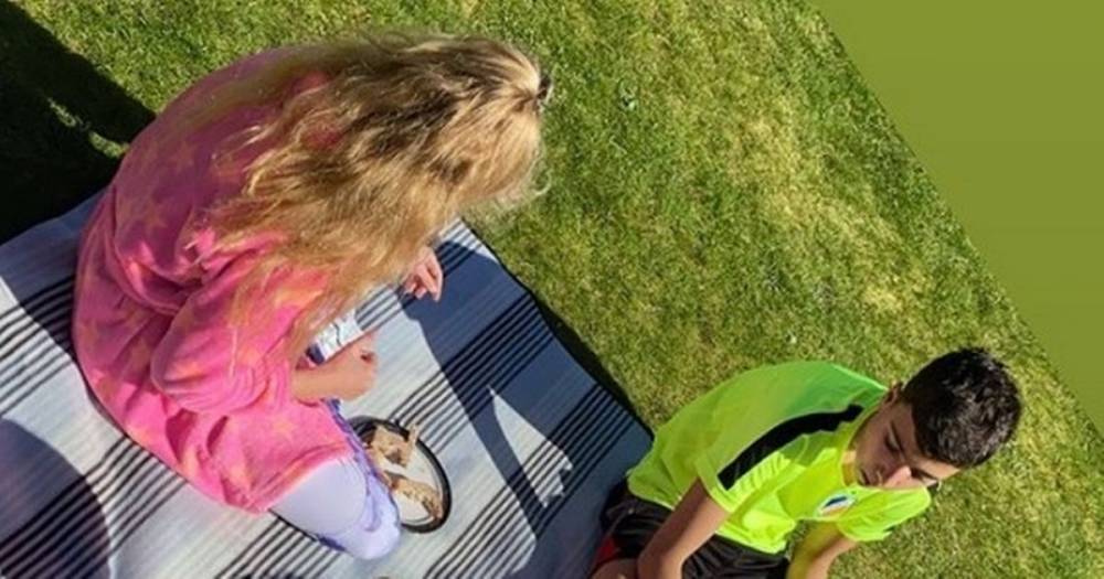 Katie Price - Peter Andre - Peter Andre's children picnic together after son Junior finishes isolation stint - mirror.co.uk