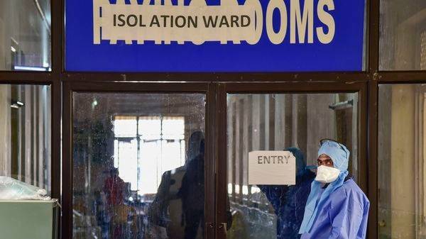 States struggle to upgrade hospitals amid the pandemic - livemint.com - India