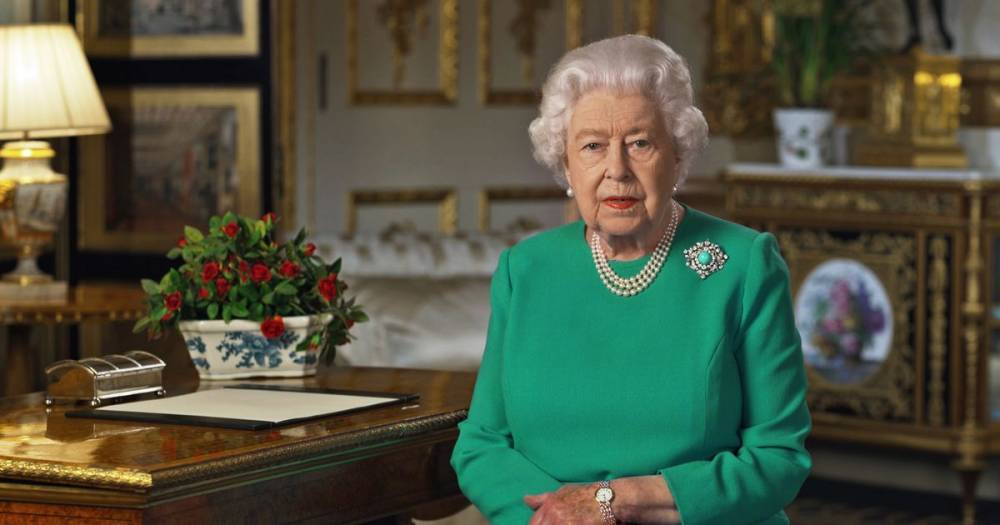 Queen addresses nation and delivers message of hope amid coronavirus crisis - dailyrecord.co.uk - city Windsor