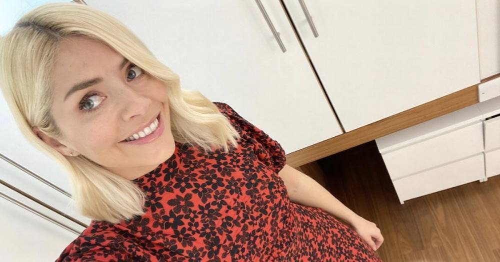 Holly Willoughby - Caroline Flack - Keith Lemon - Holly Willoughby admits she ‘hasn’t stopped’ drinking during coronavirus lockdown - ok.co.uk