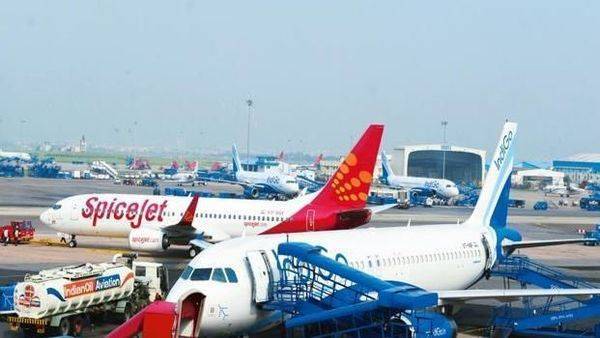 Hardeep Singh Puri - Flights likely to be allowed in staggered manner post lockdown - livemint.com - city New Delhi - India
