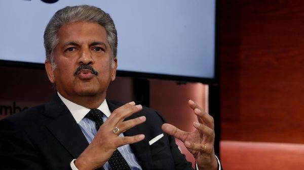 Anand Mahindragroup - 'I did wear a lungi under my shirt': Anand Mahindra's hilarious confession - livemint.com