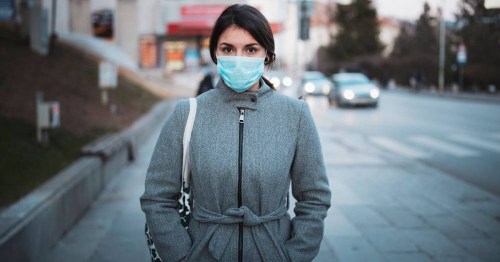 Coronavirus: Doctor explains pros and cons of wearing a face mask to protect you - mirror.co.uk - Austria - Britain - Slovenia