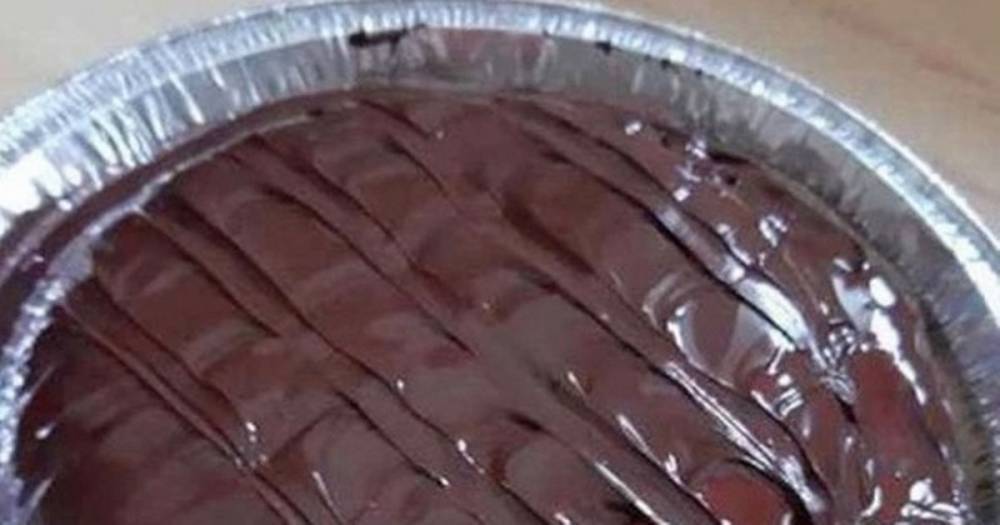 Creative baker shares easy recipe to make giant Jaffa Cake - mirror.co.uk