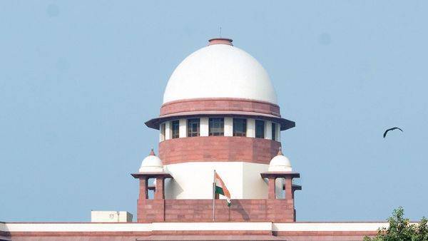 Covid-19 lockdown: SC issues video-conferencing guidelines for courts - livemint.com - city New Delhi
