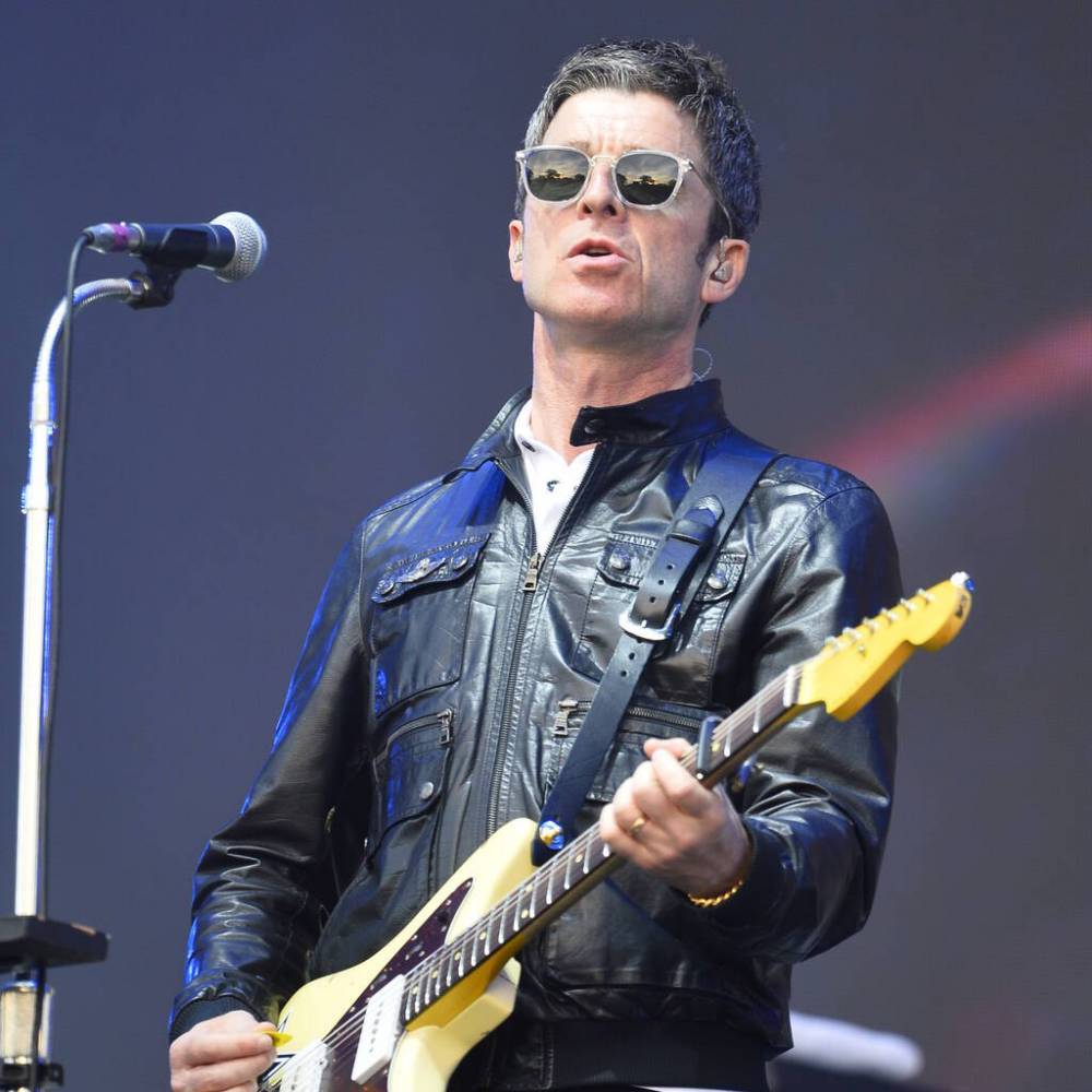 Noel Gallagher - Noel Gallagher owns up to stockpiling alcohol during coronavirus lockdown - peoplemagazine.co.za