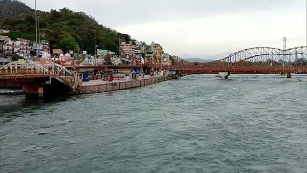 Ganga flows cleaner in Haridwar, Varanasi, as industrial discharge remains low, amid lockdown - livemint.com