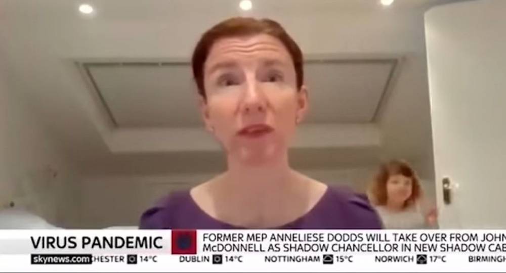 Anneliese Dodds - U.K. Politician Anneliese Dodds’ 3-Year-Old Daughter Gatecrashes Live TV Interview - etcanada.com