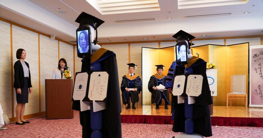 Coronavirus: Robots replace students at Zoom graduation ceremony due to outbreak - dailystar.co.uk - Japan - city Tokyo