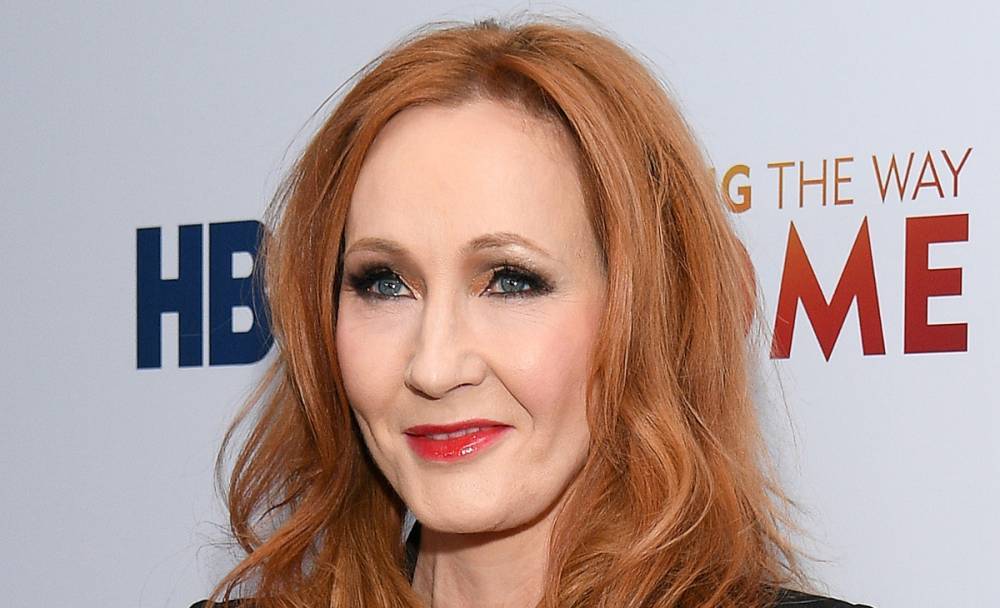 J.K. Rowling Had Coronavirus Symptoms & Reveals the Technique That Helped Her A Lot - justjared.com