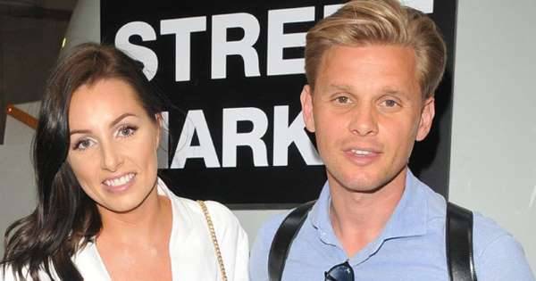 Kate Dwyer - 'What a test this is': Jeff Brazier shares rare selfie with wife Kate Dwyer during isolation and reveals the time together has brought them closer following marital problems last year - msn.com - county Ozark