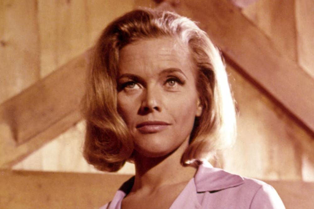 James Bond - Honor Blackman - Honor Blackman, James Bond’s Pussy Galore, dead at 94 - nypost.com - county Sussex - city Lewes, county Sussex