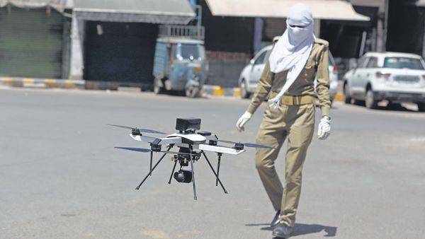Uttar Pradesh - Drones come in handy for police in enforcing lockdown - livemint.com - city Delhi