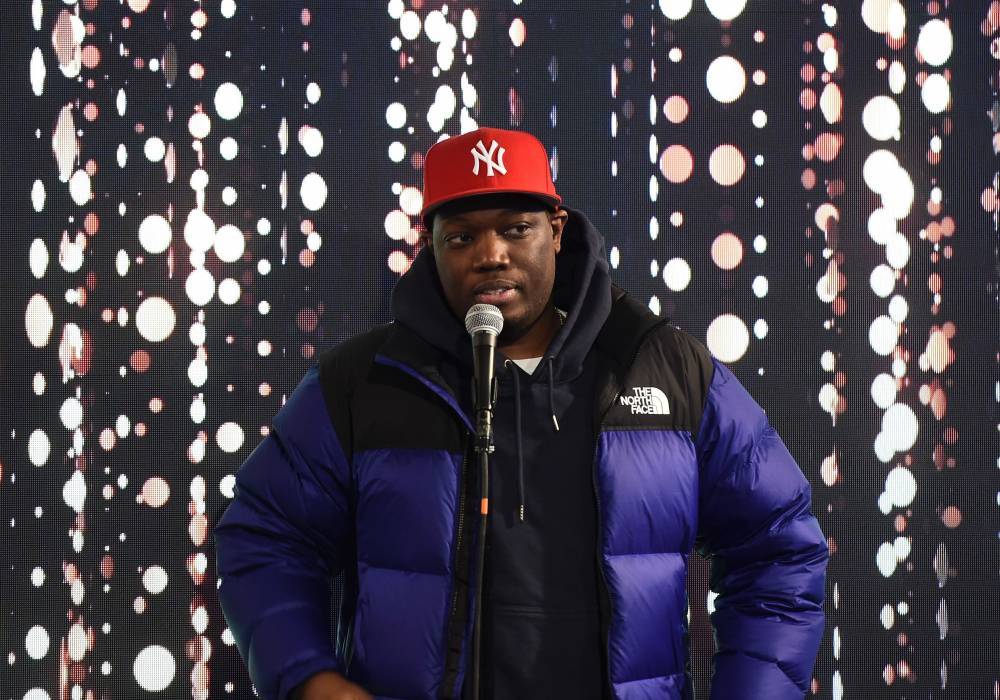 Amy Schumer - Michael Che - ‘SNL”s Michael Che ‘Very Hurt And Angry’ Over Death Of His Grandmother From COVID-19 - etcanada.com