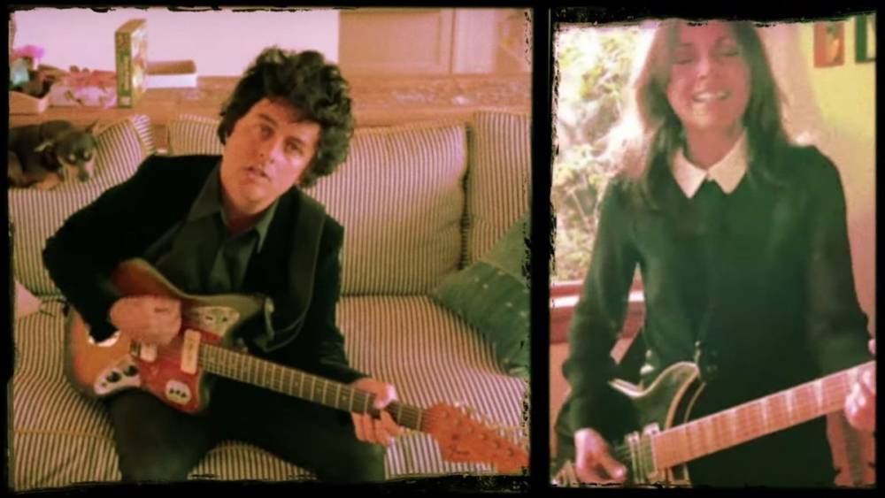 Billie Joe - Billie Joe Armstrong Covers The Bangles With Susanna Hoffs - etcanada.com - North Korea