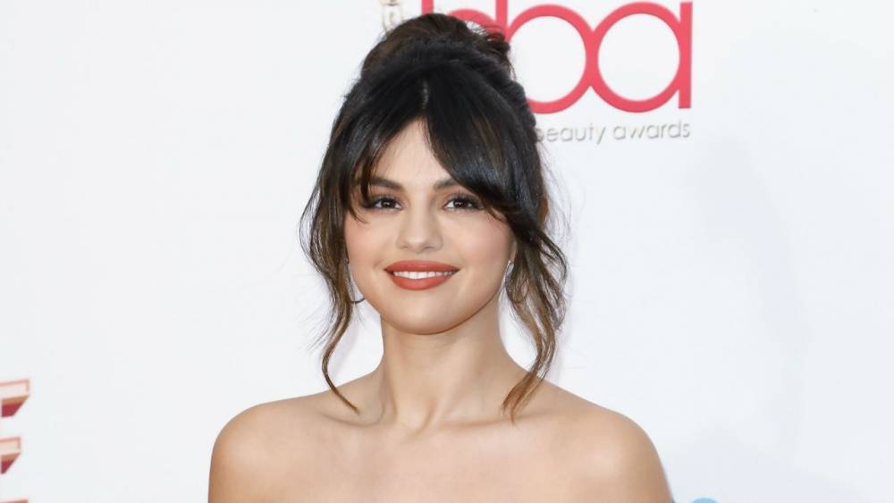 Selena Gomez - Selena Gomez Announces Donation to COVID-19 Relief Fund With Upcoming Deluxe Album Release - etonline.com - county Love