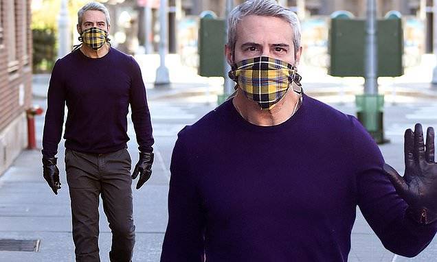 Andy Cohen - Andy Cohen is careful in a mask and gloves as he is seen out for FIRST TIME since COVID-19 recovery - dailymail.co.uk - city New York