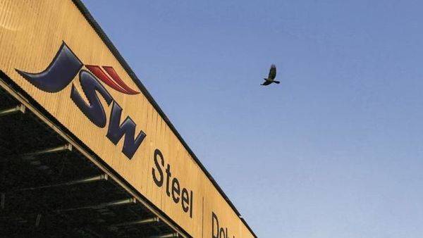 JSW Steel Q4 production falls 5%; to restart operations soon - livemint.com - city Mumbai