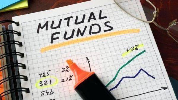 Most mutual funds underperformed benchmarks during 2014-19 period: Report - livemint.com - city New Delhi